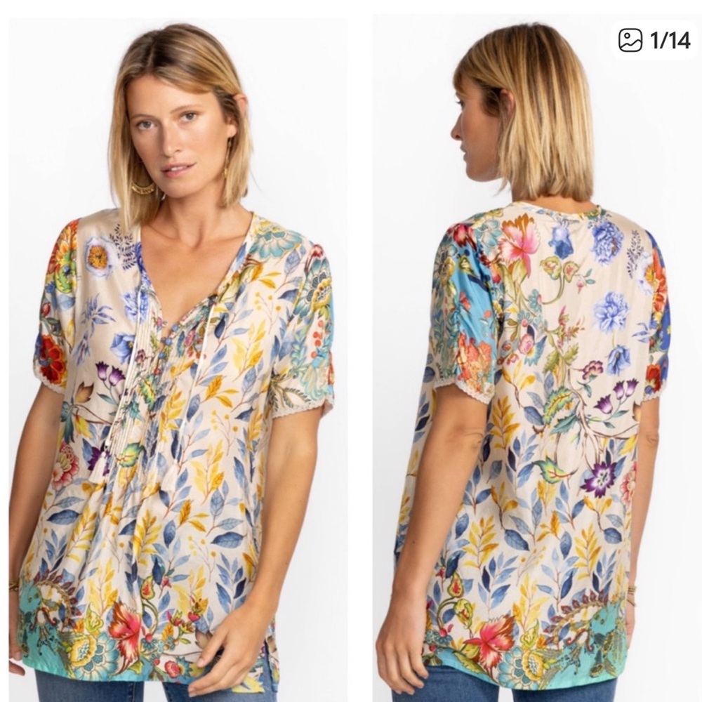 Johnny Was Multicolor Floral V-Neck Short Sleeve Blouse
